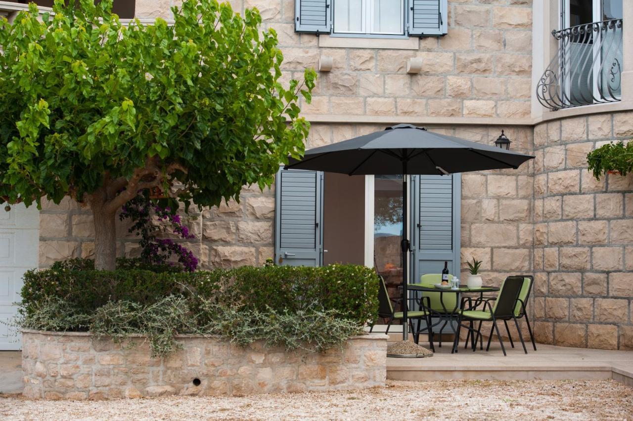 Villa Franka With Swimming Pool Bol Exterior foto